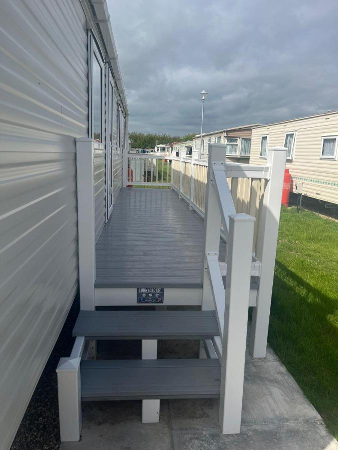 Kings Caravan Park Chapel Saint Leonards Exterior foto